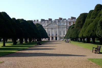 Avenue at Hampton Court Palace