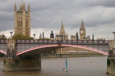 Lambeth Bridge