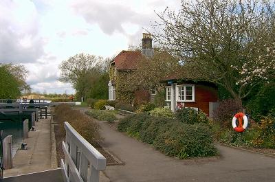 Buscot Lock