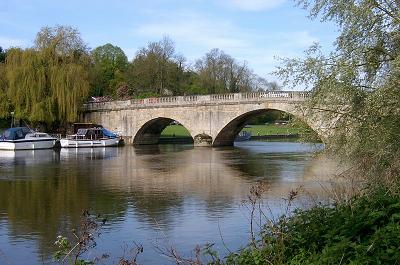 Shillingford Bridge